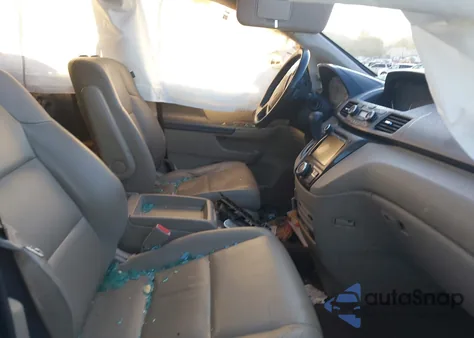 2015 Honda Odyssey Touring/Touring Elite из США, поврежденный, VIN 5FNRL5H98FB066160